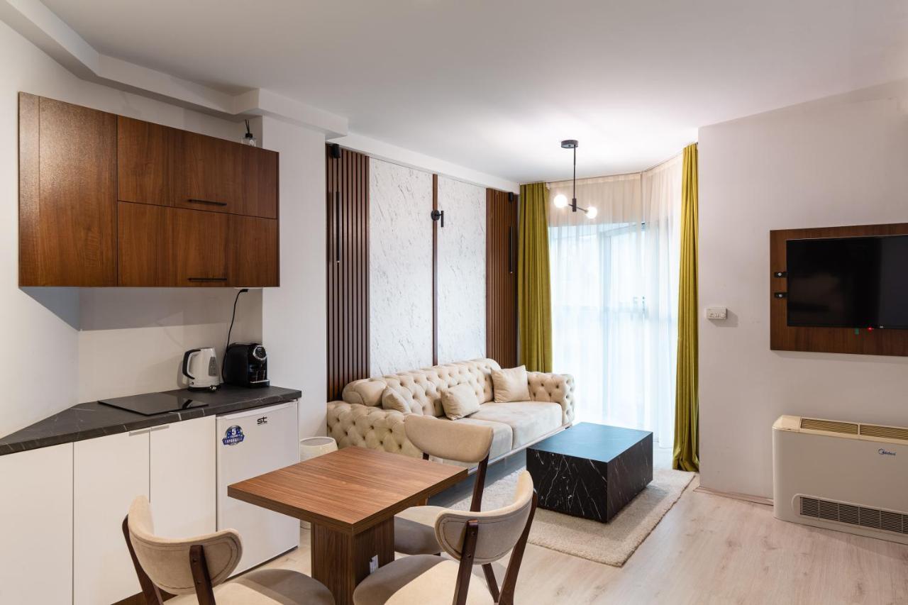 The One Apart Hotel Luxury Suites & Apartments Skopje Buitenkant foto