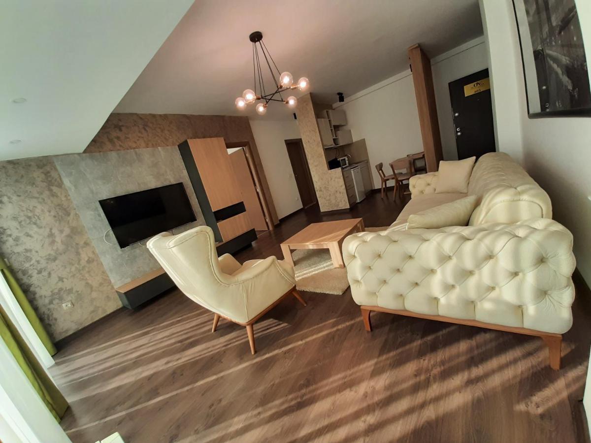 The One Apart Hotel Luxury Suites & Apartments Skopje Buitenkant foto